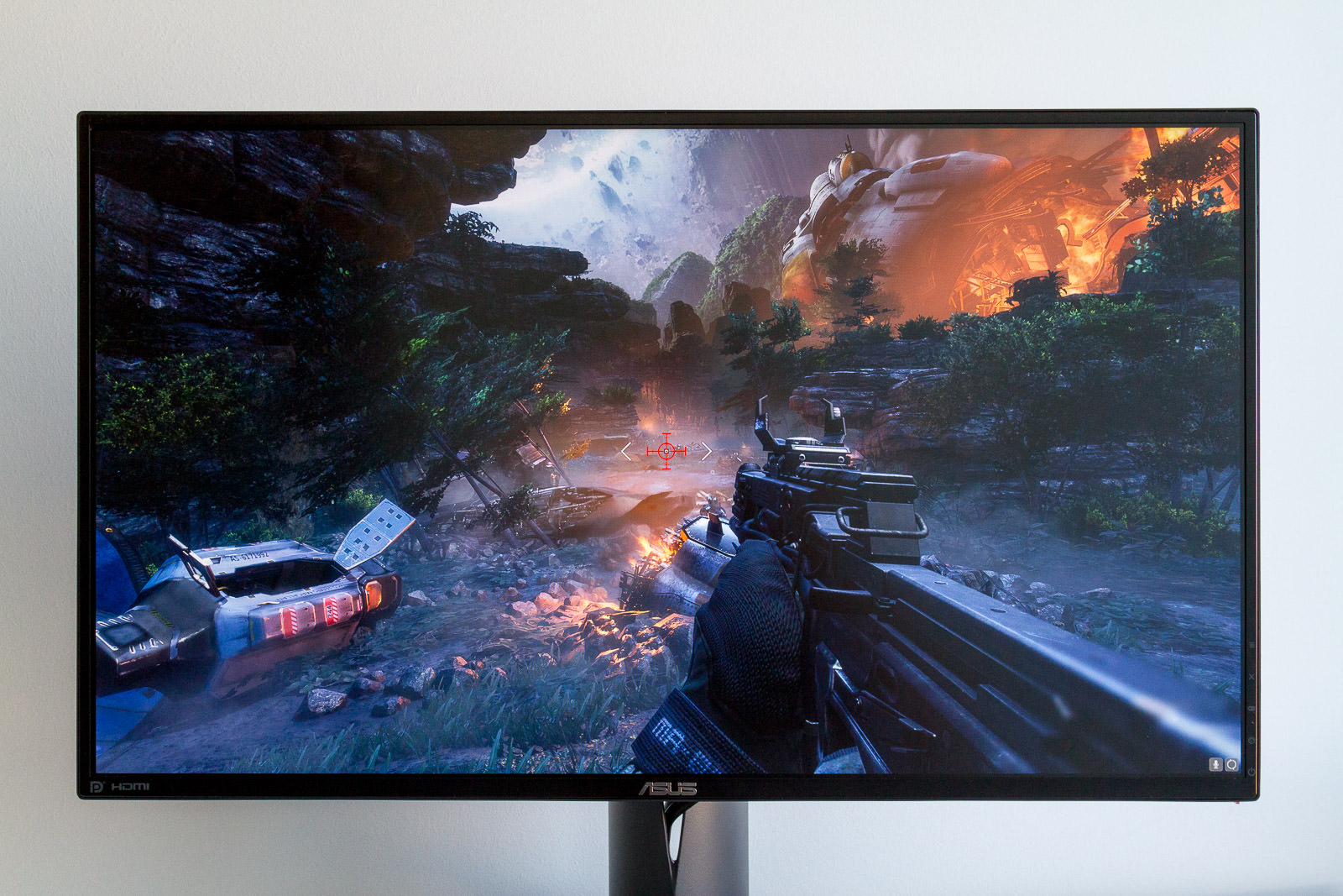 The PG279Q's IPS panel in all its high refresh rate glory.